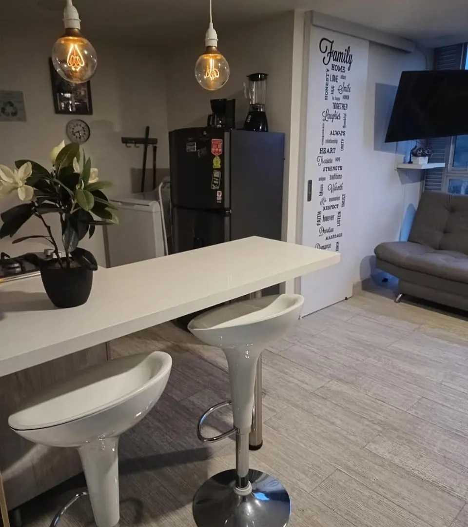 809 Apartasuite Poblado 1 Hasta 5 Personas Μεντεγίν